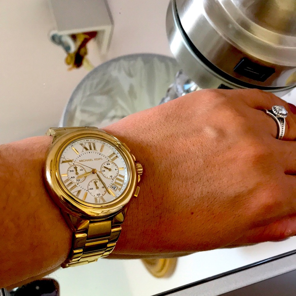 Watch MK